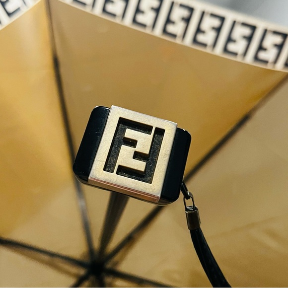 FENDI Zucca Umbrella โ - Picture 6 of 15